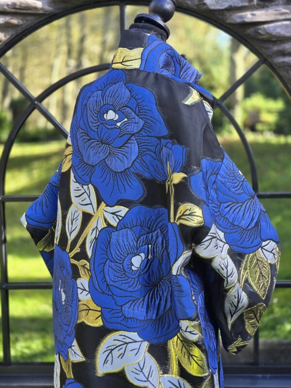 "sinine roos " kimono/mantel d 22 (jacguard)