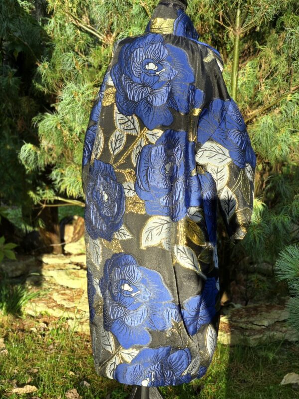 "sinine roos " kimono/mantel d 22 (jacguard)