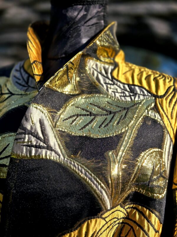 "kollane roos " kimono/mantel d 22/9 (jacguard kangas)