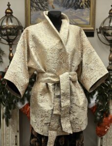 kimono d 9 jäljed lumel