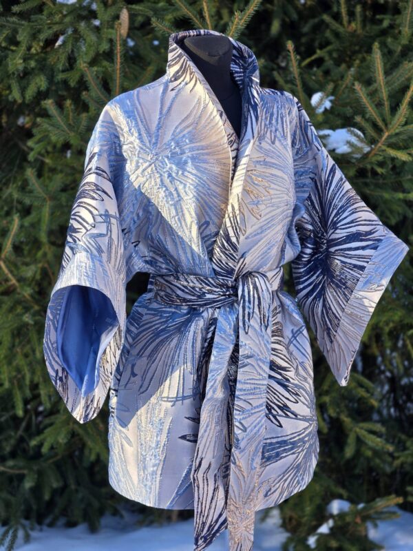 kimono d 14 "võililletutid" (pikem nurgaga käis)