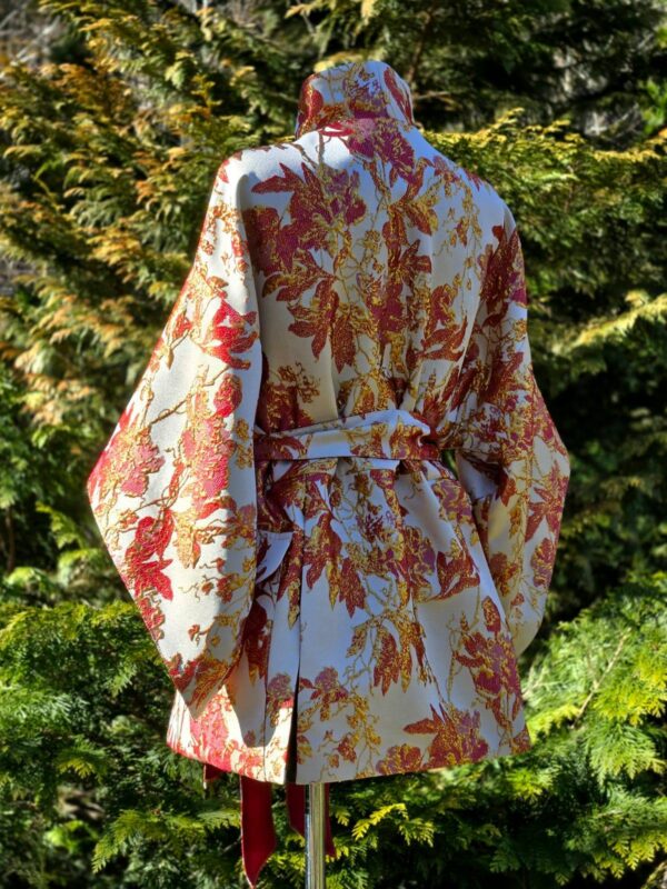 kimono/jakk d 14/5 "Õitega oks" punasel